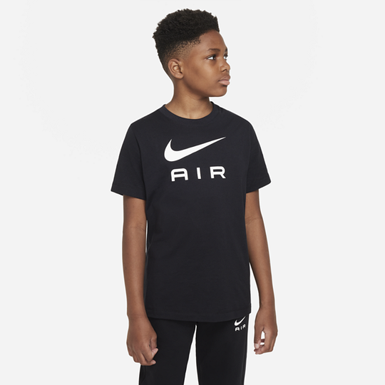 Nike Sportswear Older Kids' (Boys') T-Shirt - Black