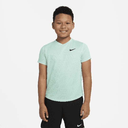 NikeCourt Dri-FIT Victory Older Kids' (Boys') Short-Sleeve Tennis Top - 50% Recycled Polyester - Green